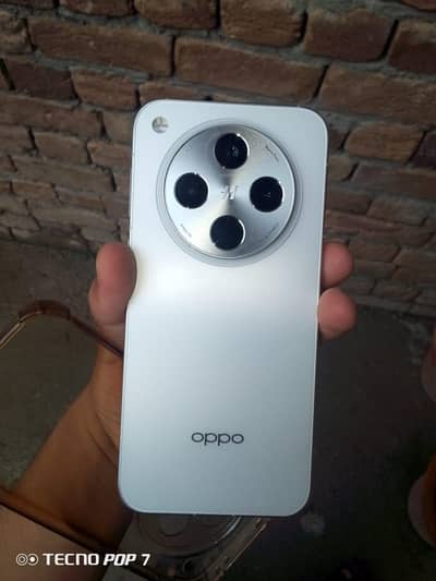 OPPO Find X8