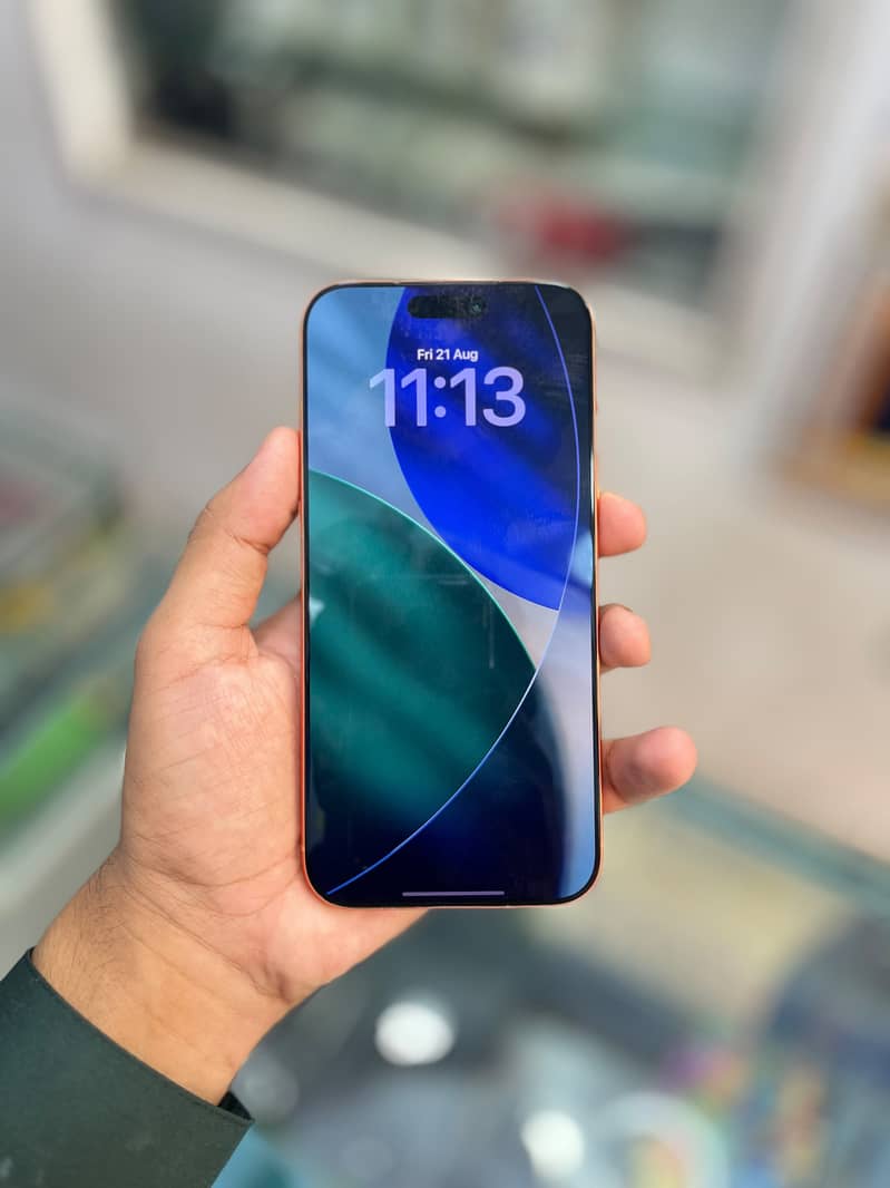 Apple iPhone 17 Pro Max 3