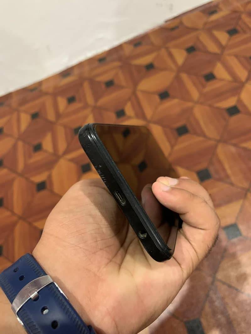 Redmi A2+ 1