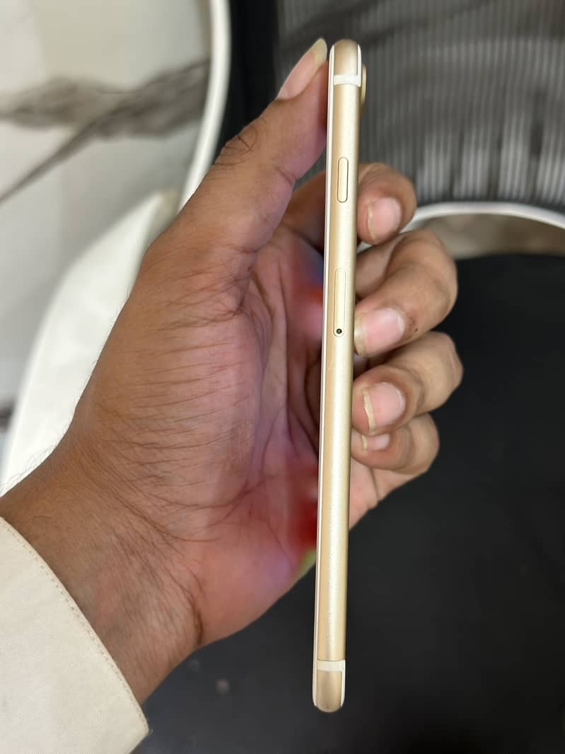 IPhone 7 Plus 2 month sim time 3