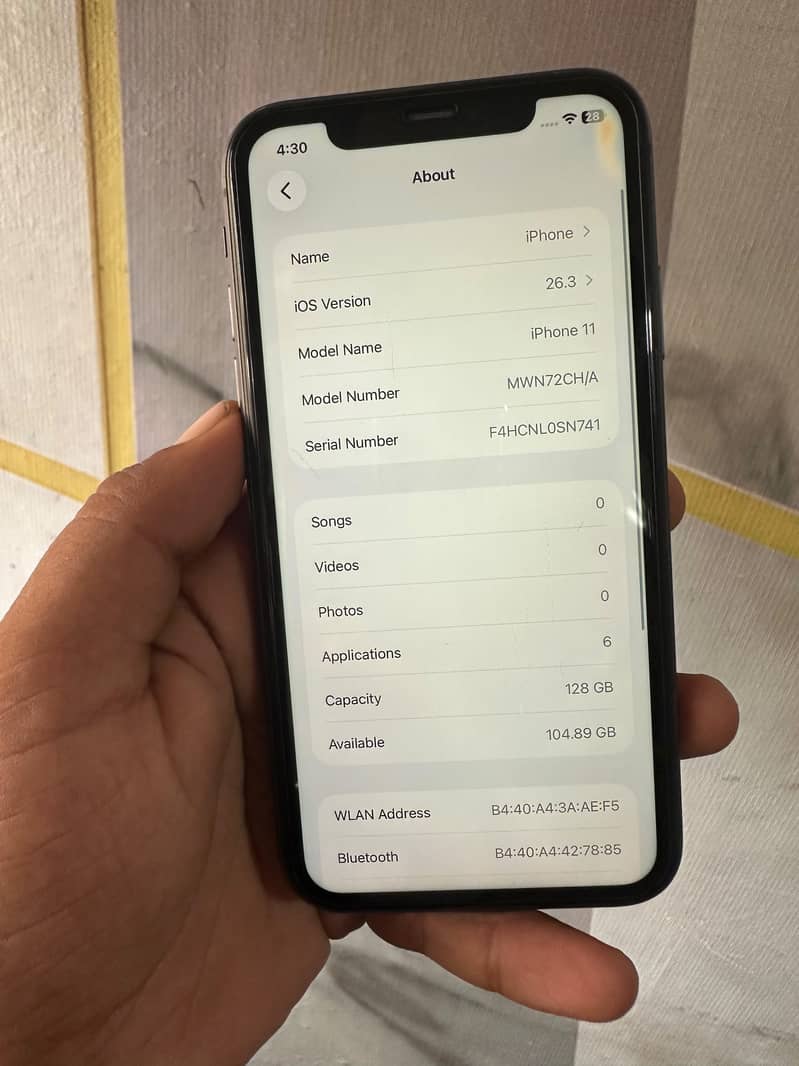 Apple iPhone 11 3