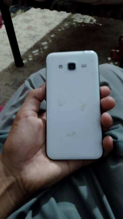 Samsung Mobile J3