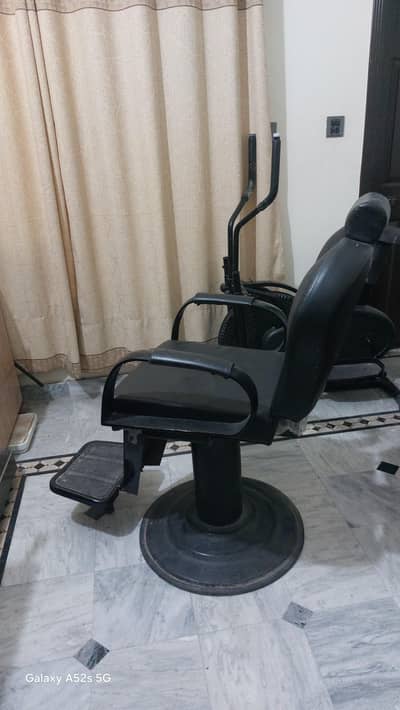 Ladies parlour chair for sale