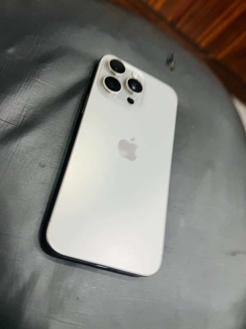 Iphone 15 Pro Max (0302-7748197) 2