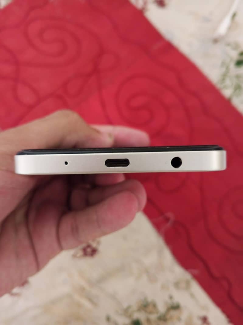Redmi a5 complete box 5