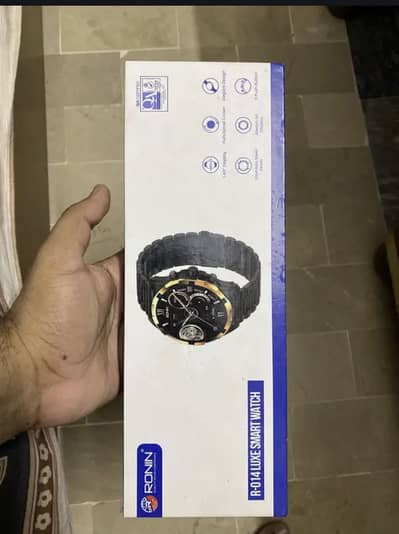 R-14 smart watch