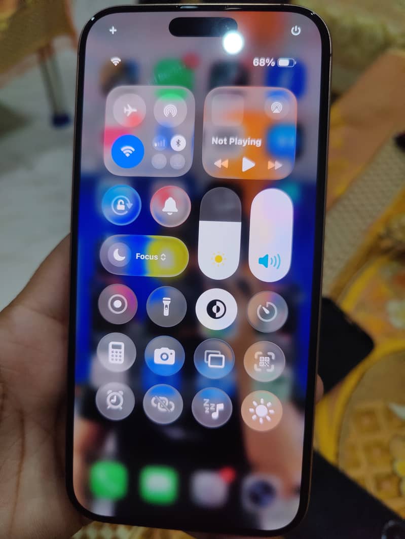 Apple iPhone 16 Pro Max 3