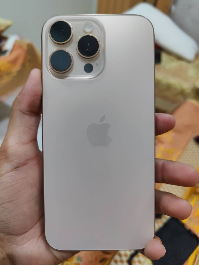 Apple iPhone 16 Pro Max 5