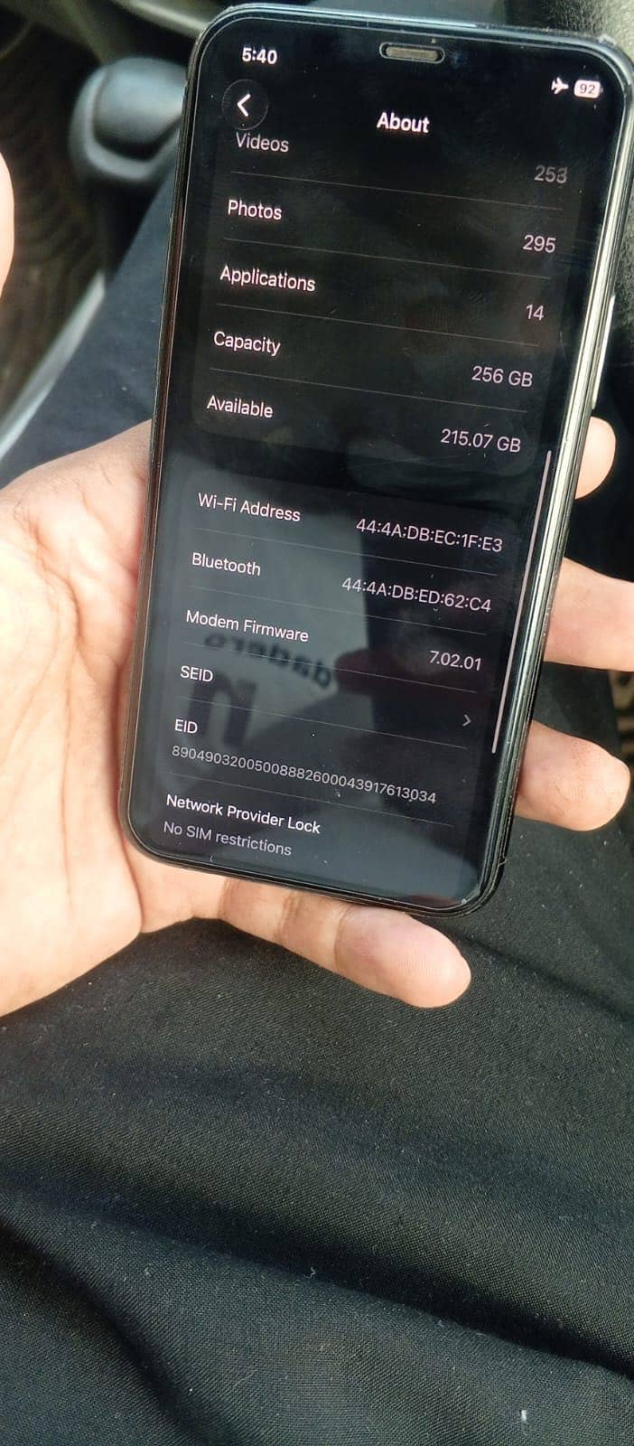 Apple iPhone 11 Pro 4