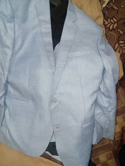 use formal dress suit and vasecourt