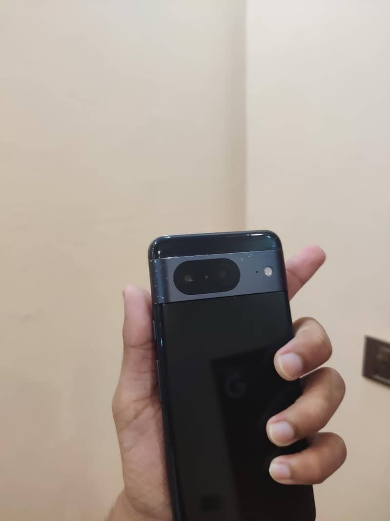 Google Pixel 8 5