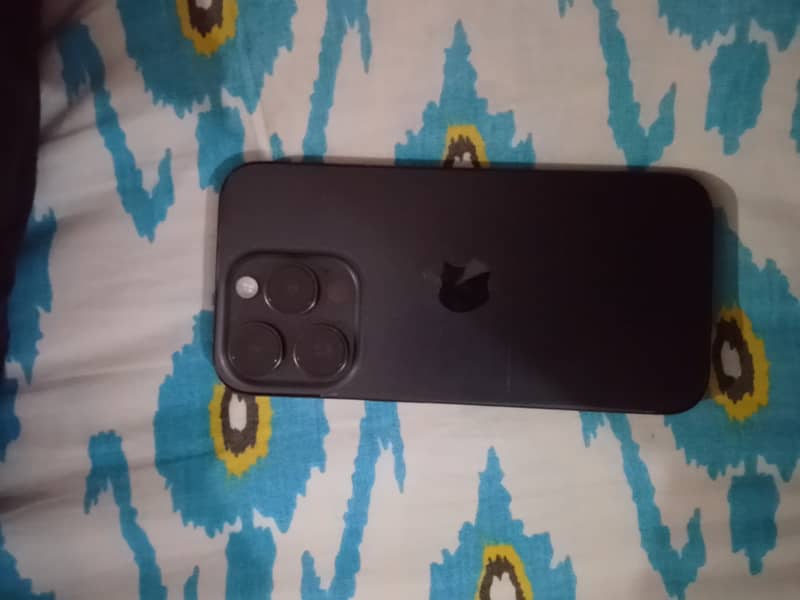Apple iPhone 15 Pro 2