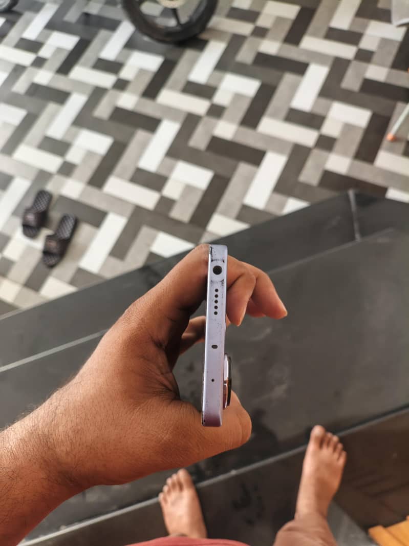 Xiaomi Redmi Note 13 Pro 4