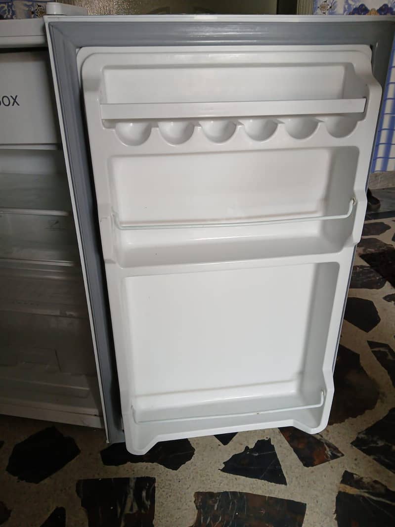 small fridge 4