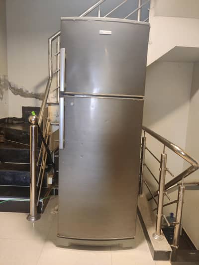 Electrolux  SER-9520. fridge