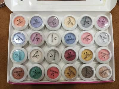 Glitter eyeshadow