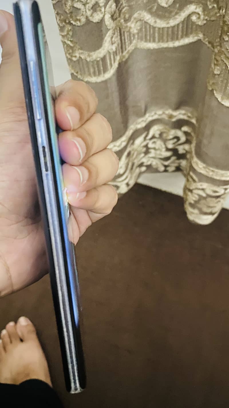 Samsung Mobile Note 9 1