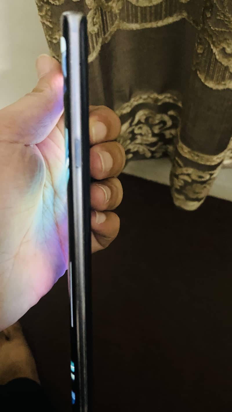 Samsung Mobile Note 9 3