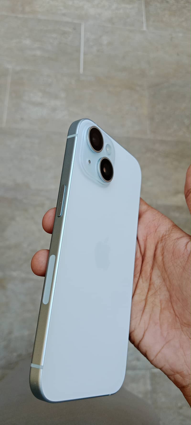Apple iPhone 15 3