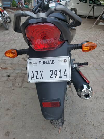 Suzuki GSX 125