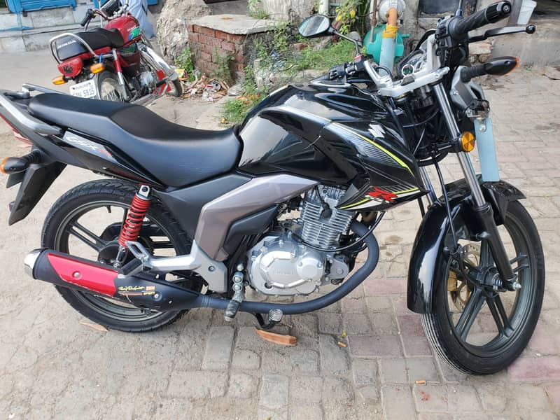 Suzuki GSX 125 5