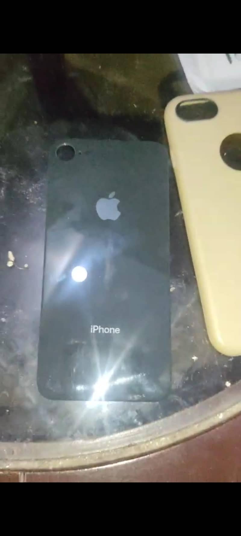 Apple iPhone 8 1