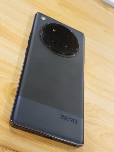  Infinix Zero 40 5G – For Sale