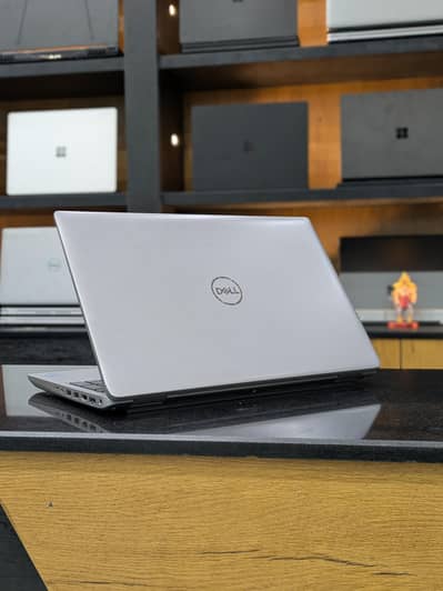 Dell Precision 3581 Laptop - Core i7 13th Gen - RTX A500 4GB