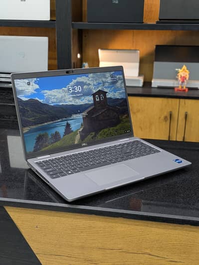 Dell Precision 3581 Laptop - Core i7 13th Gen - RTX A500 4GB