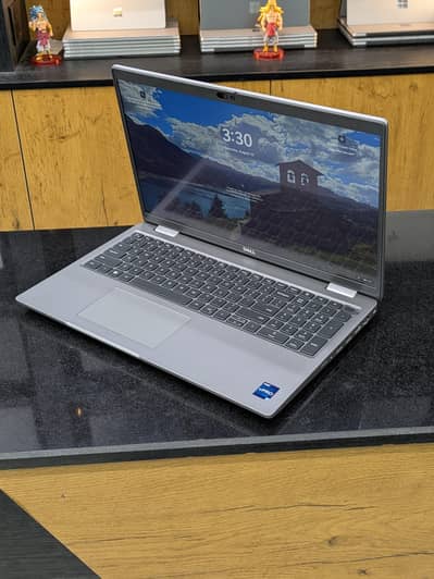 Dell Precision 3581 Laptop - Core i7 13th Gen - RTX A500 4GB