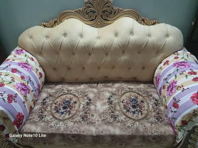 6 seater sofa set (3+2+1) good condition