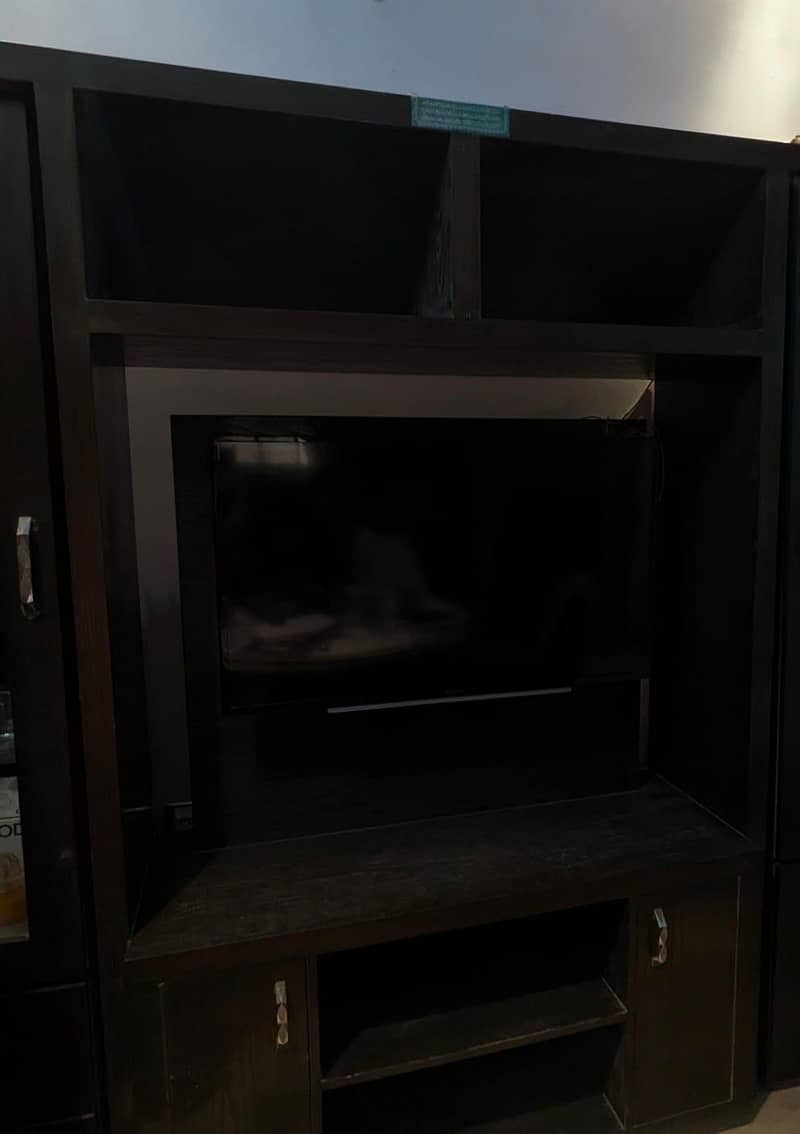 Tv divider 1