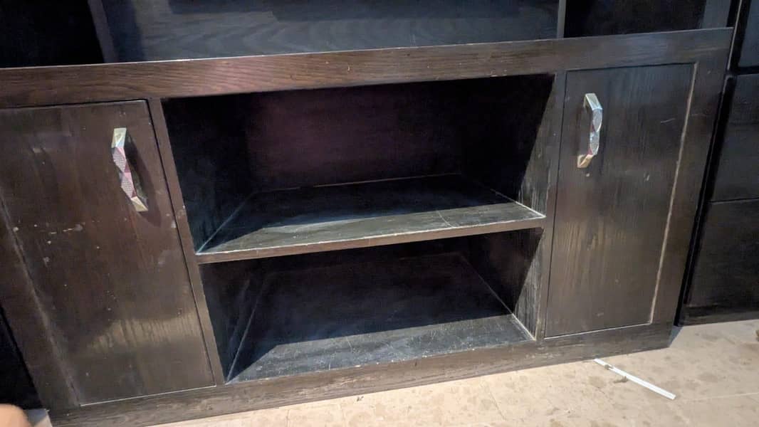 Tv divider 6