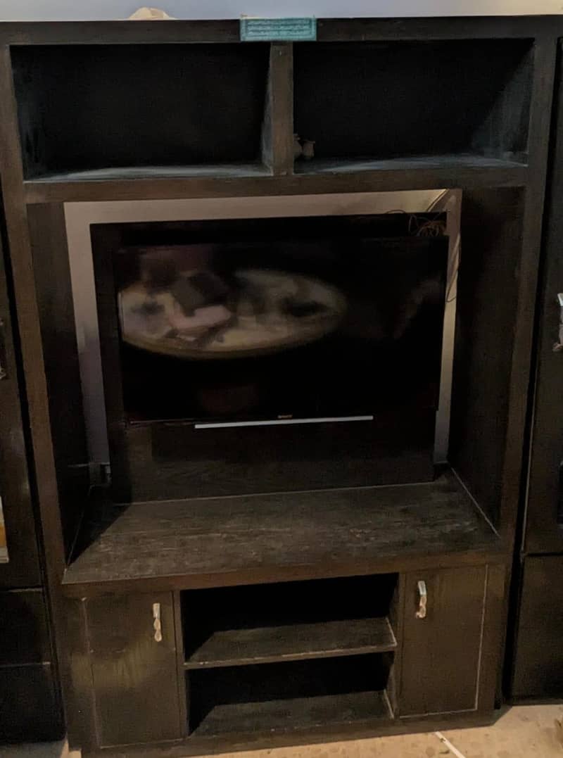 Tv divider 7