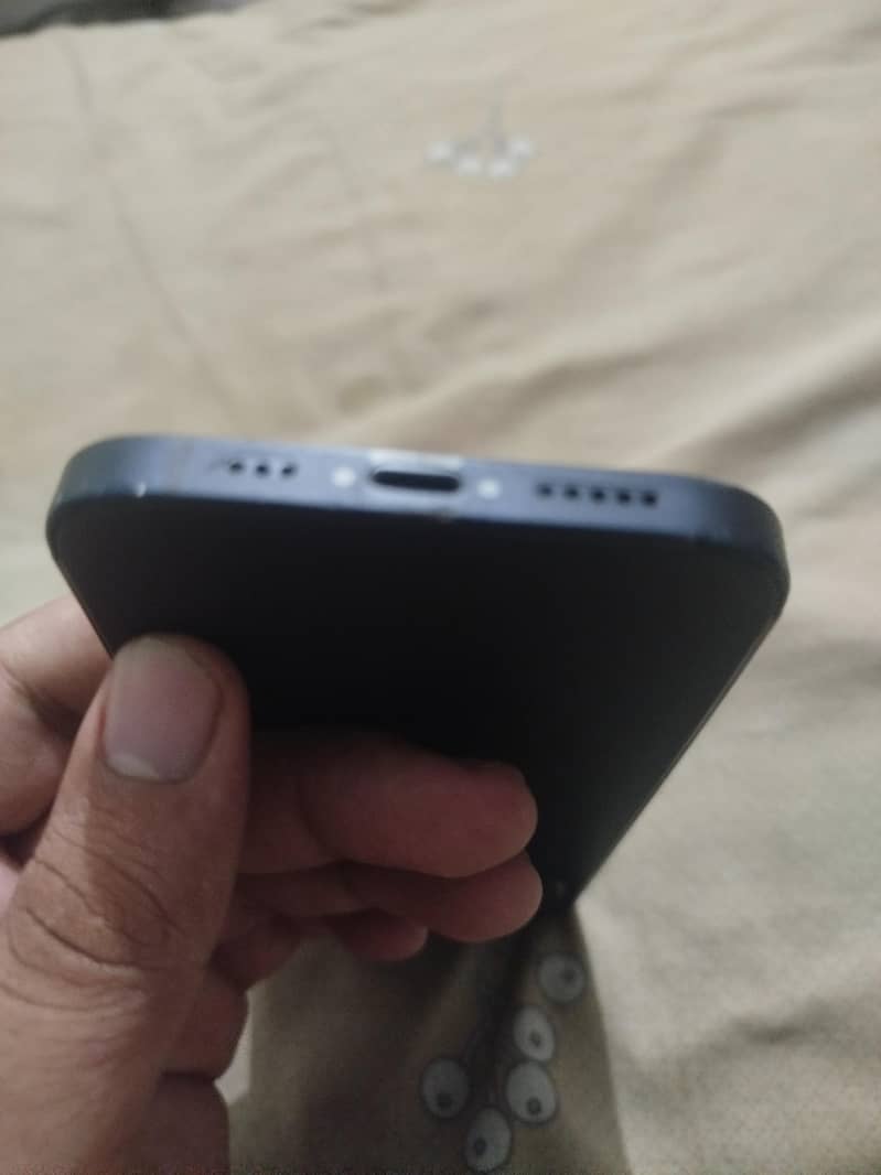 Apple iPhone 12 1