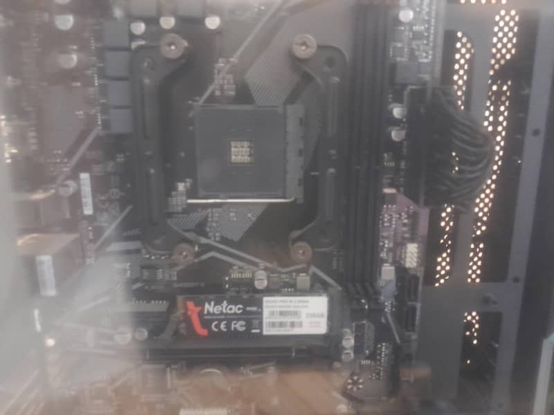 Incomplete gaming pc 4