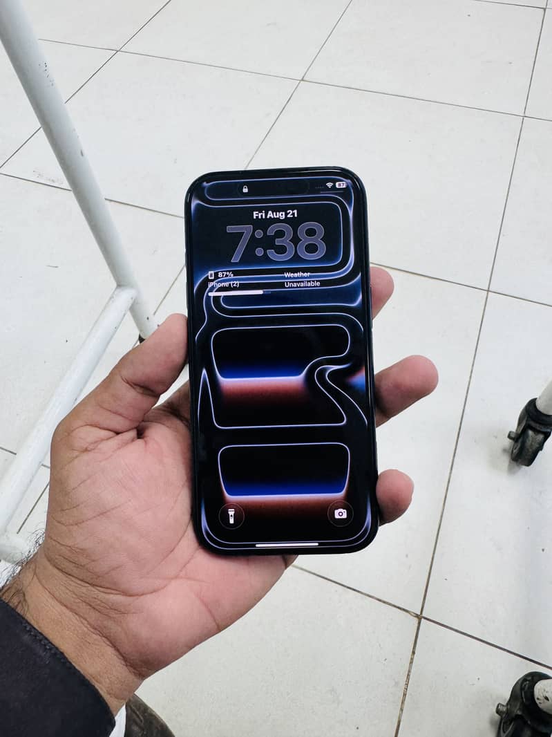 Apple iPhone 17 Pro 1