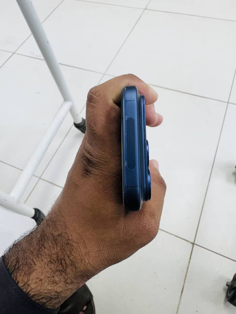 Apple iPhone 17 Pro 7