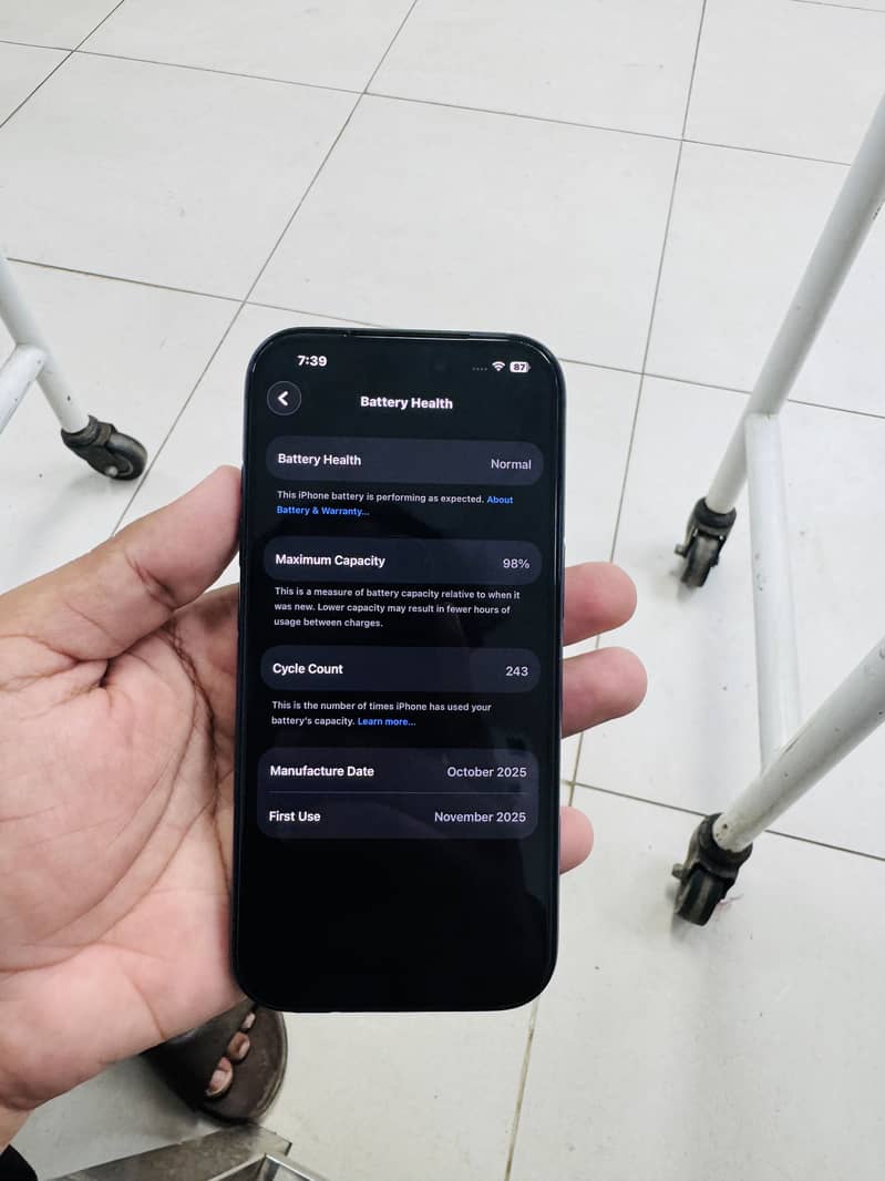 Apple iPhone 17 Pro 8