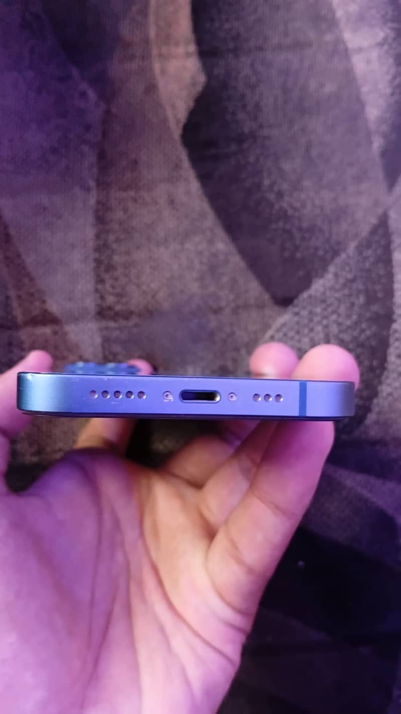 iphone 13 4