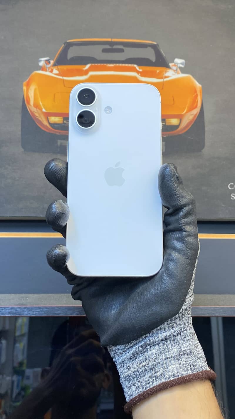 Apple iPhone 17 2