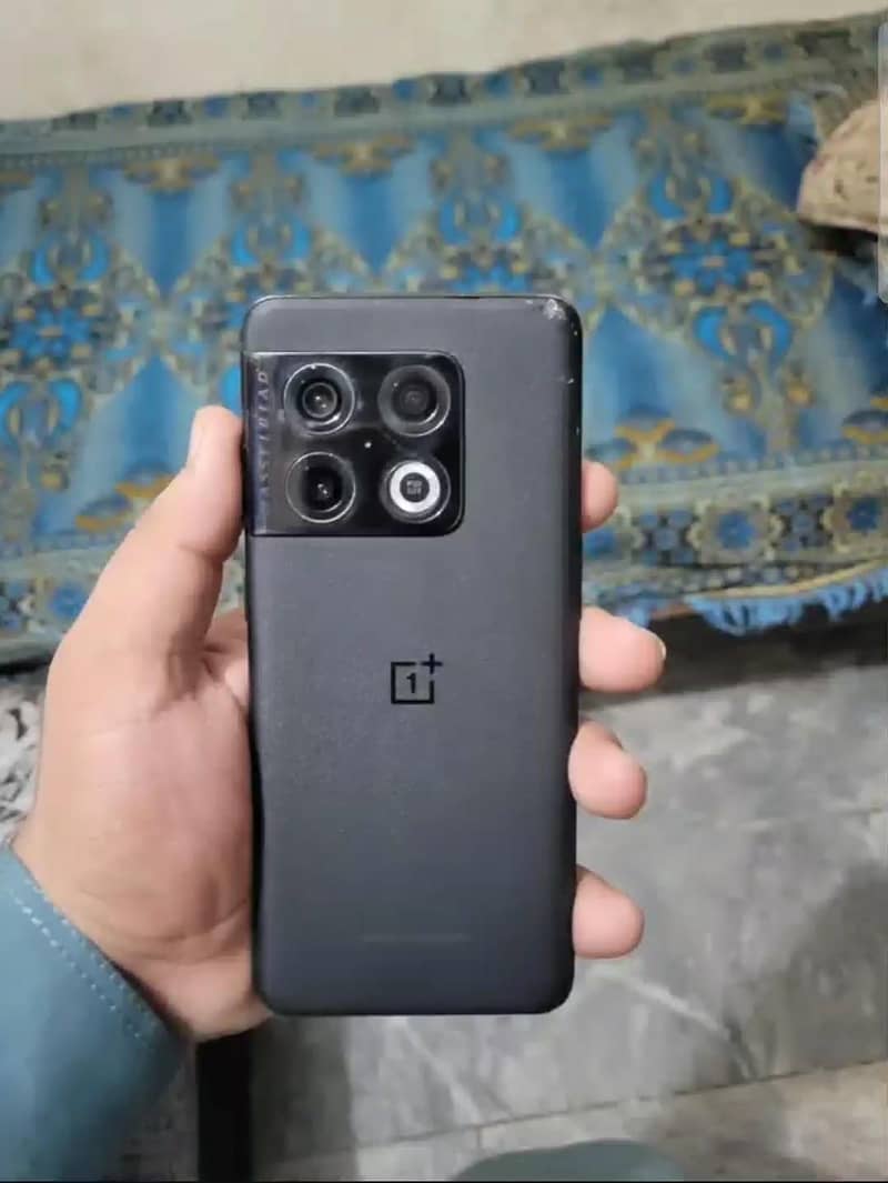 One Plus 10 Pro 0