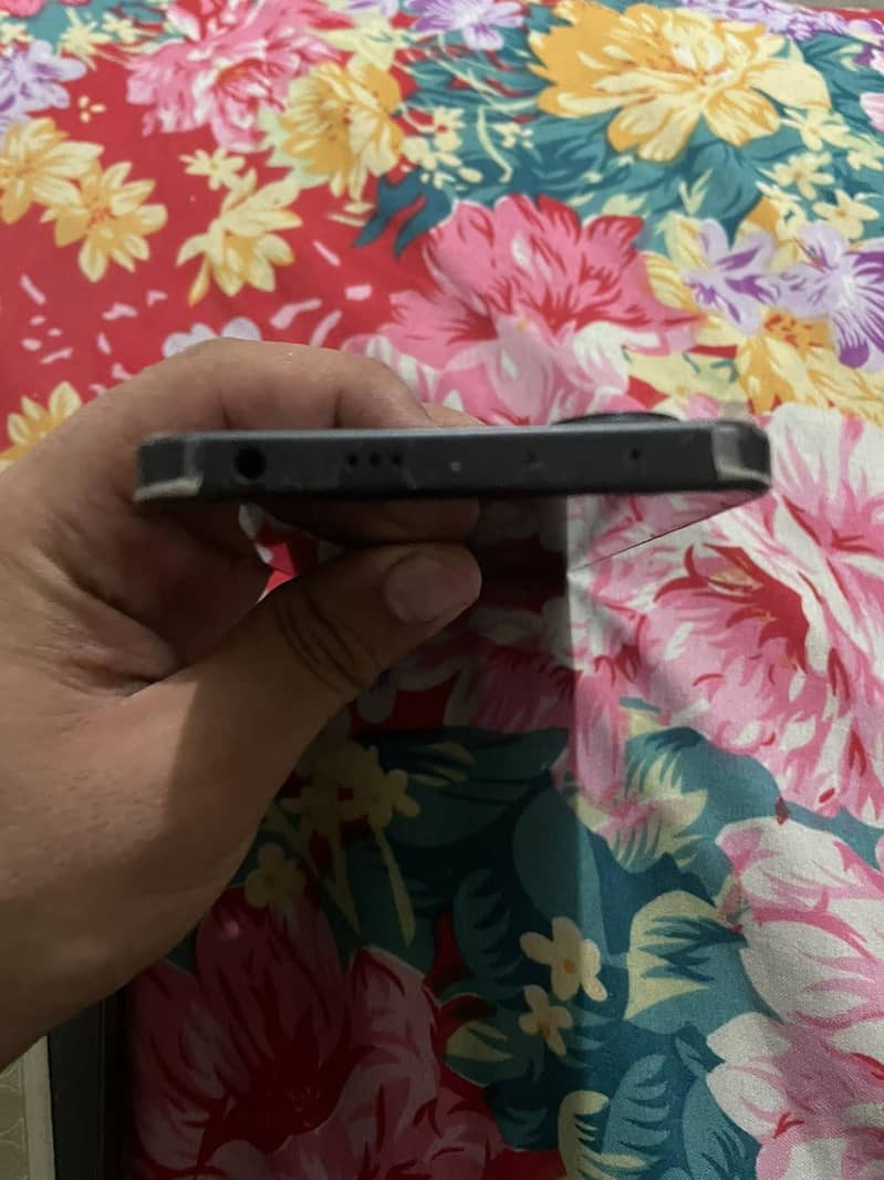 Xiaomi Redmi Note 13 1