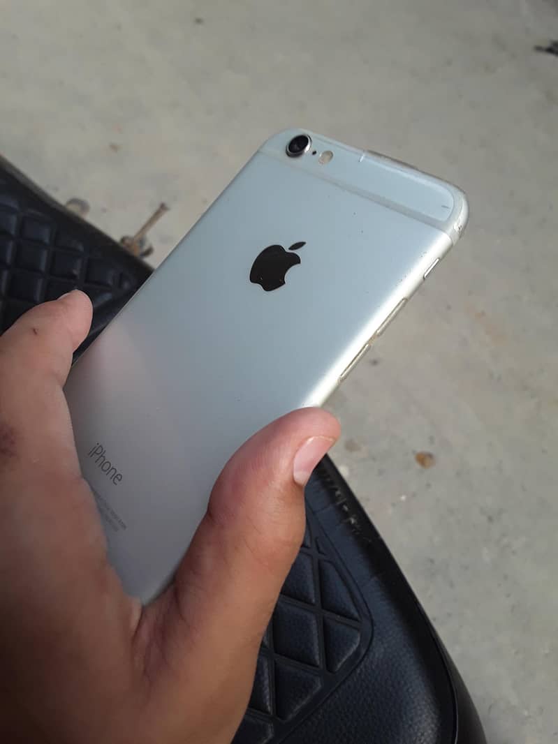 Apple iPhone 6S 0