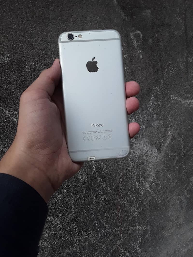 Apple iPhone 6S 3