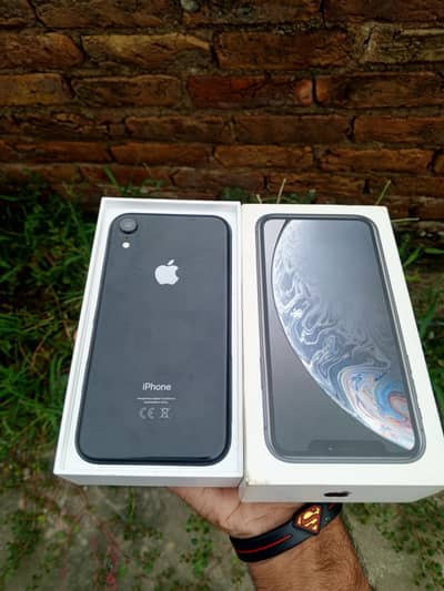 Apple iPhone XR