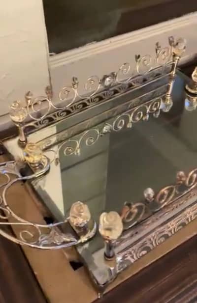 Reflective decorative Tray