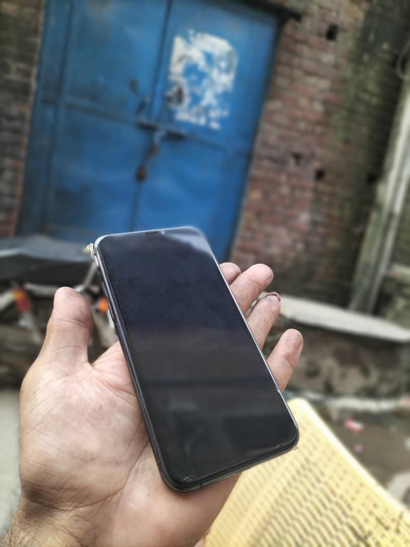 iphone 11 pro 5