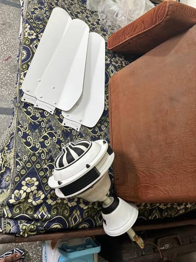 royal brezze and one old fan total 3 fan