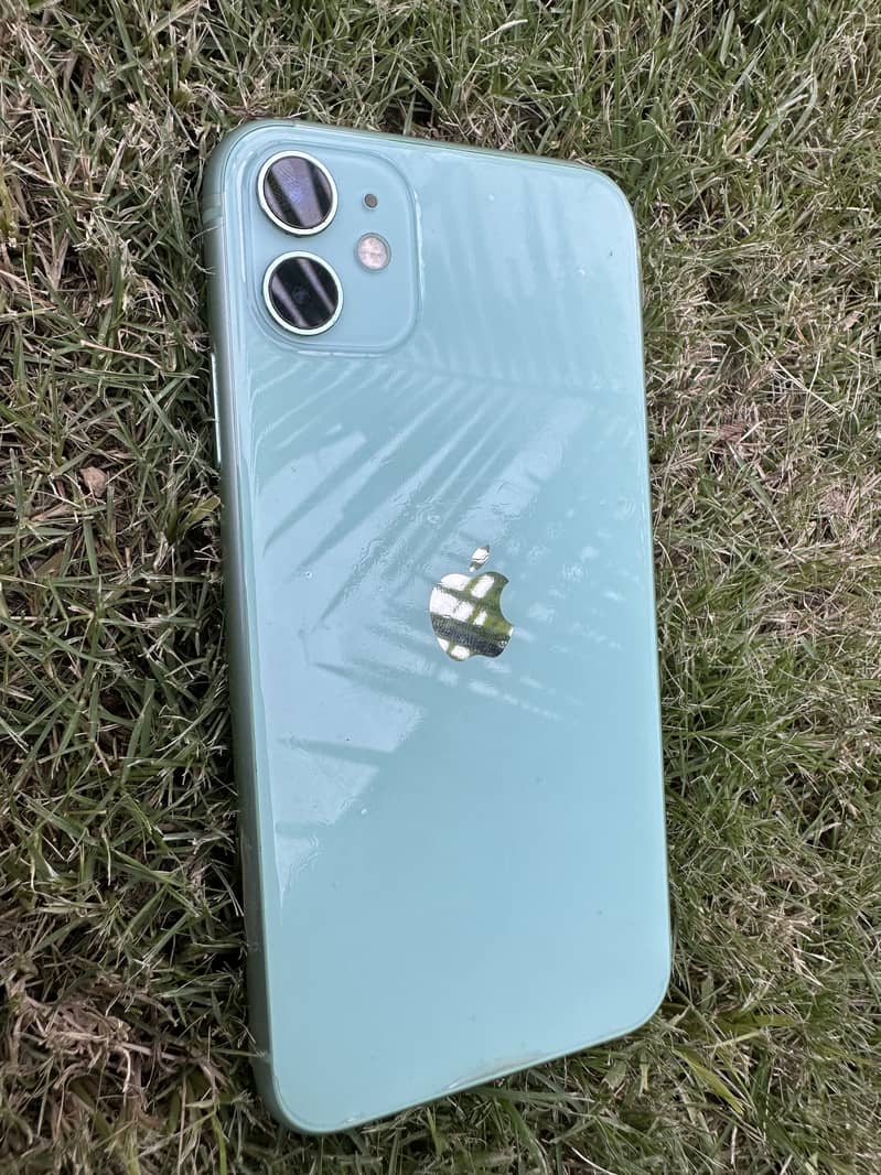 Apple iPhone 11 4